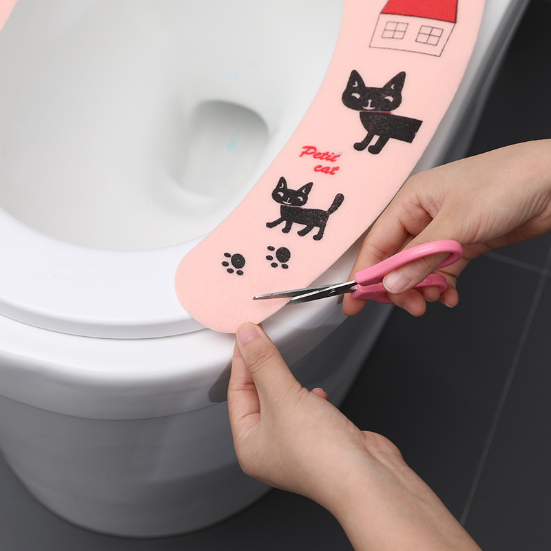 Adhesive Universal Happy Day Washable Cartoon Toilet Seat Cover Pad Warm Thickened Electrostatic Toilet Seat Closestool Cushion