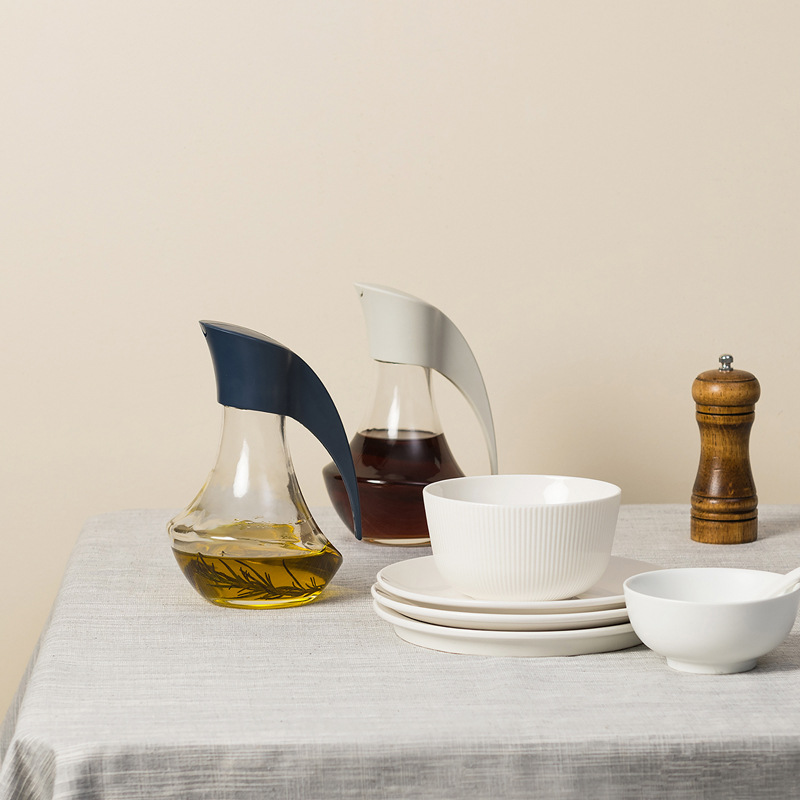 oil bottle kitchen small oil bottle household oil bottle glass leakproof oil bottle no oil spill seasoning bottle