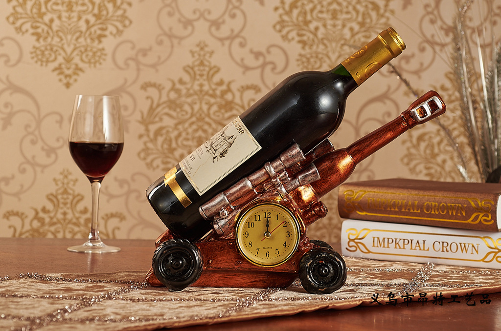 Resin Crafts European Red Wine Cannon Decoration Wine Cabinet Decoration Clock Decoration Resin Crafts European Red Wine Cannon Decoration Wine Cabinet Decoration Clock Decoration
