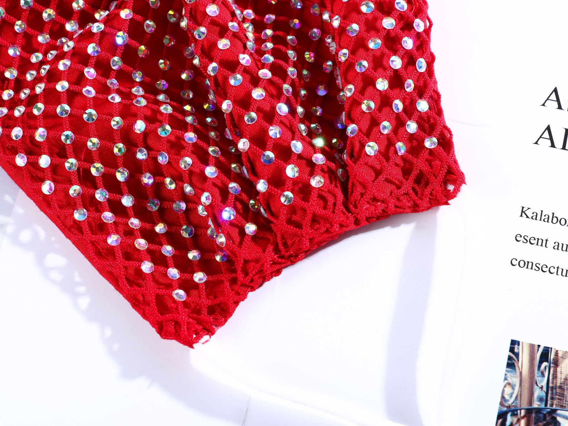New Mesh Hollow Dust Mask Hot Drilling Internet Celebrity Star Voile Swarovski Diamond Mask Light Diamond Colorful Crystals Fashion Mask