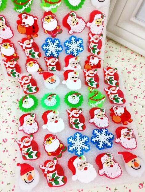 Small rubber Christmas Brooch Cartoon Flash Brooch LED pin Santa Claus hot selling glow