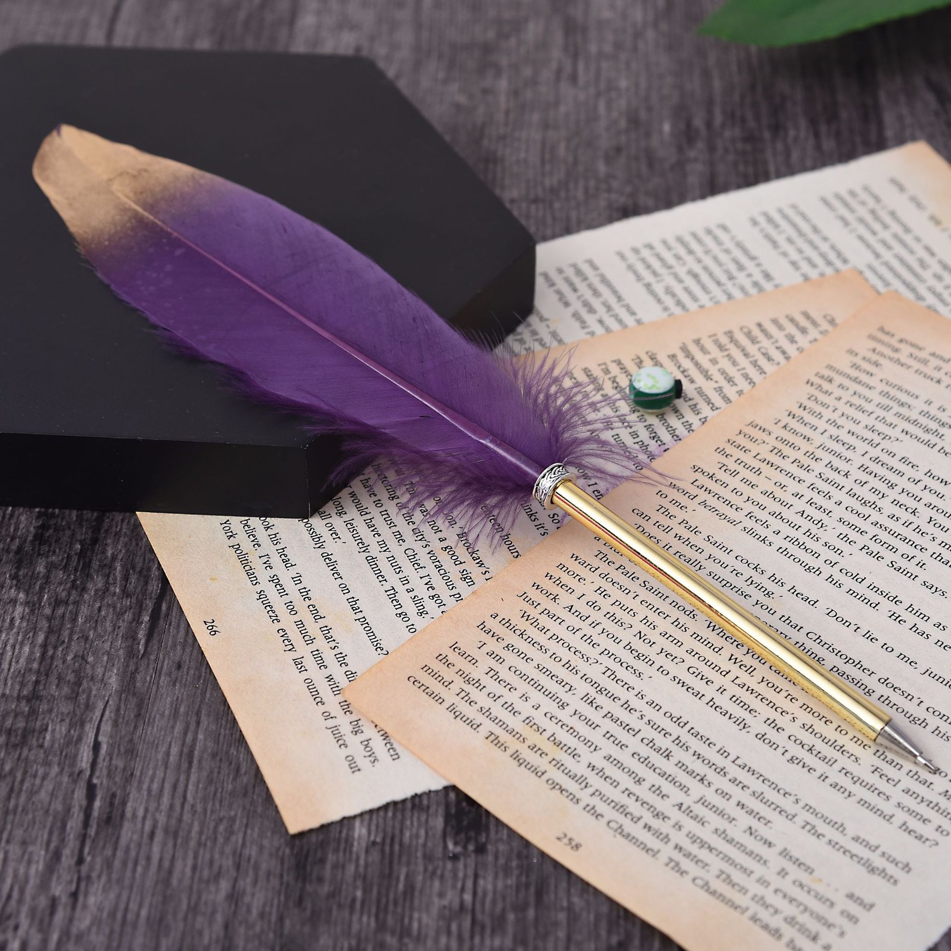 Creative Gold Spray Feather Pen Ballpoint Pen Feather Gel Pen Custom Writing Brush Christmas Gift Wedding Signature Pen