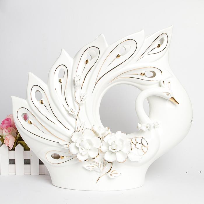 Gao Bo Decorated Home Hollow ceramic decoration ceramic craft peacock peacock wedding gifts home decor Gao Bo Decorated Home Hollow ceramic decoration ceramic craft peacock peacock wedding gifts home decor