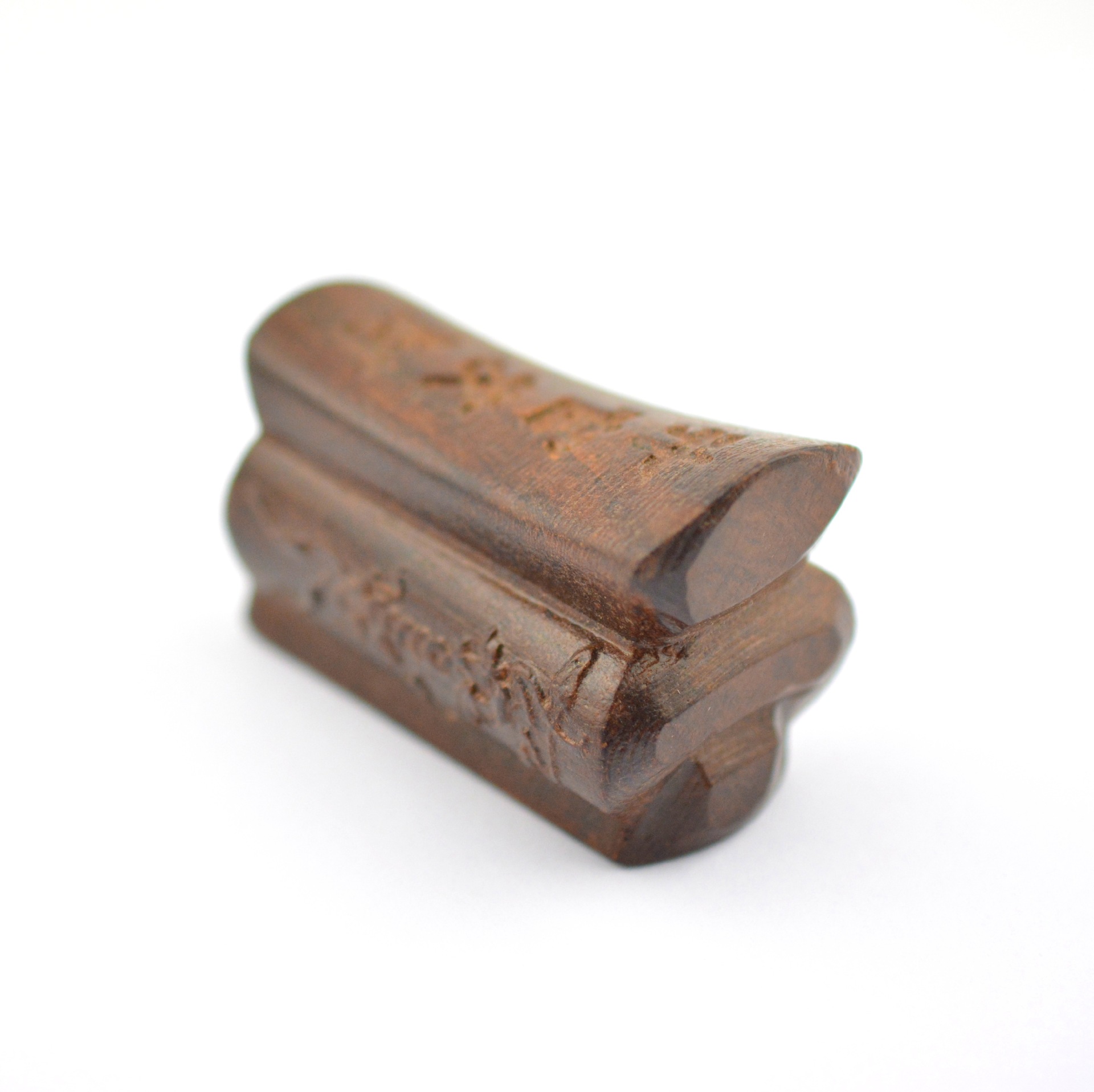 Vietnam Eaglewood Hand Piece Leather Black Wood Carving Playing Hand Piece Crafts Hand Piece Wholesale Variety of Options
