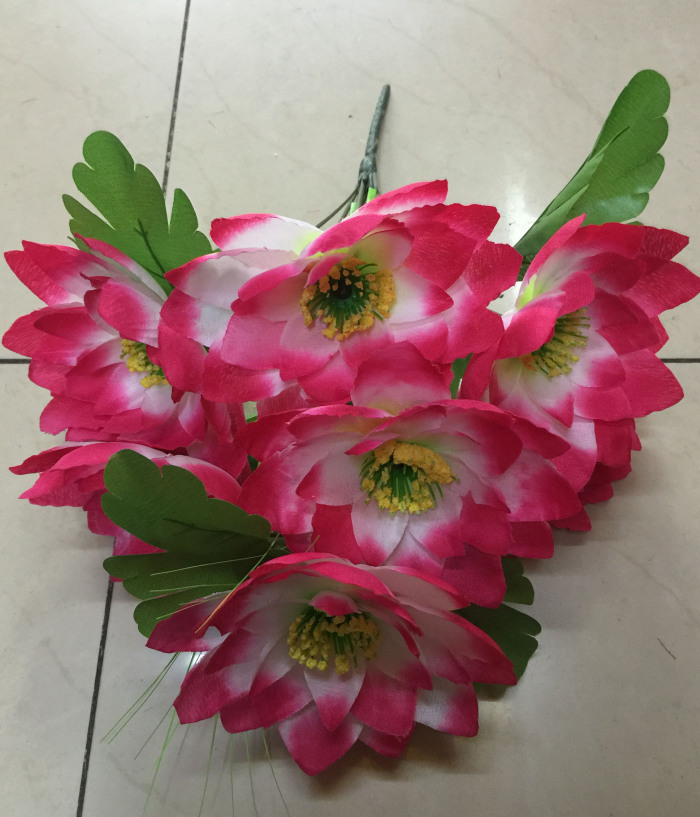 Artificial flower arrangement stage bouquet of plastic flowers 10 heads of lotus Artificial flower arrangement stage bouquet of plastic flowers 10 heads of lotus