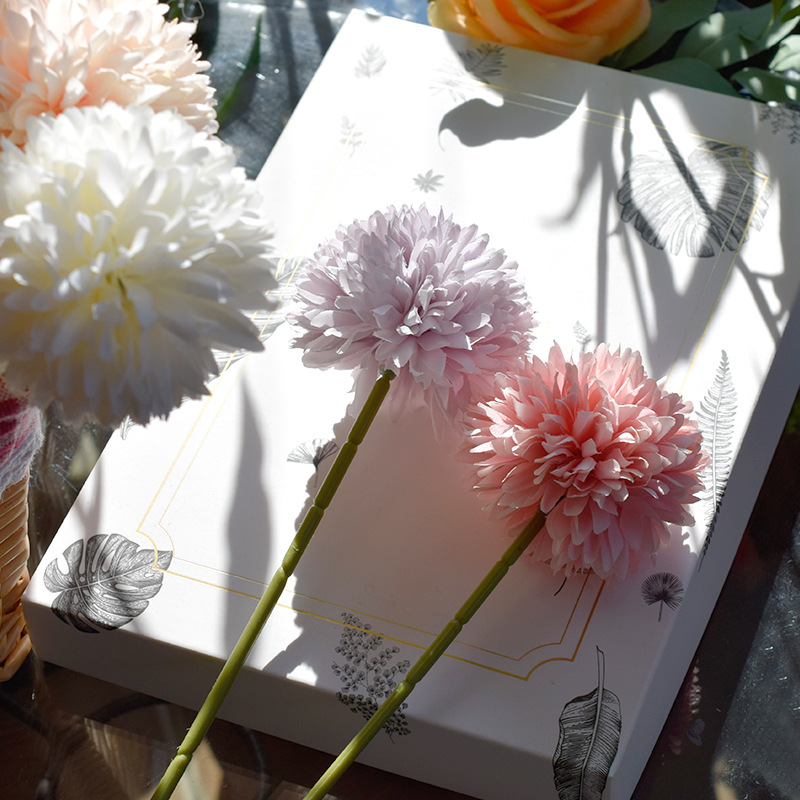 Style Home Ornamental Flower Wedding Simulation Flower Dandelion Hyacinth Plastic Flowers Photography Set Fake Flower Style Home Ornamental Flower Wedding Simulation Flower Dandelion Hyacinth Plastic Flowers Photography Set Fake Flower