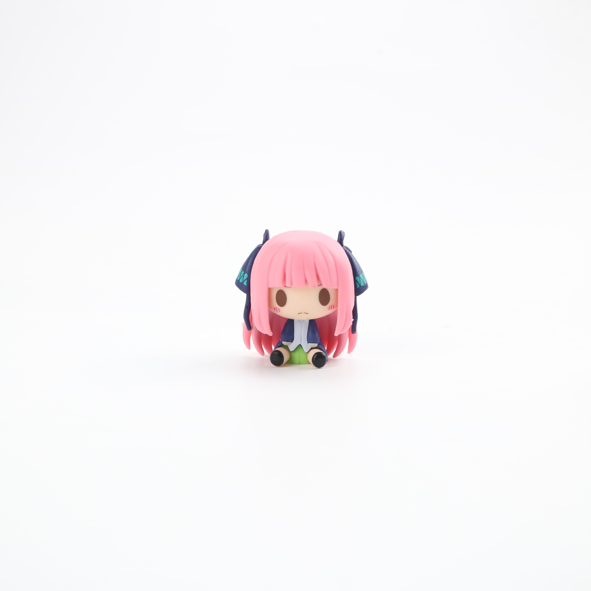Five-Point Bride Two-Dimensional Anime Peripheral Five-Point Flower Wedding Figurine Garage Kits Decoration Gashapon Machine Doll