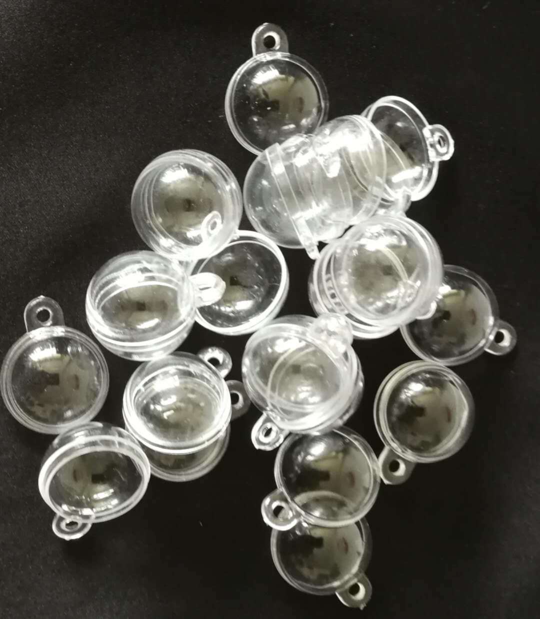 Transparent Ball 8cm Food Grade Christmas Ball Dress up Plastic Crystal Ball Cake Hemisphere Hollow Ball 