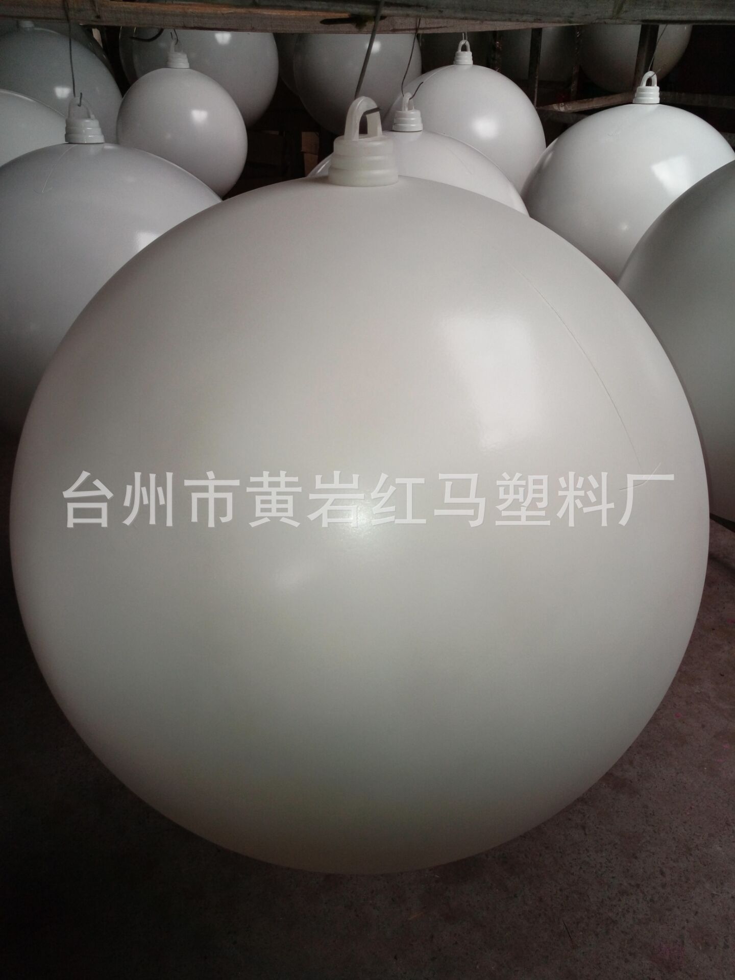 White Christmas Ball Decoration Ball Electroplated Ball Ornament Ball Ocean Ball Bright Matte New Style Recommended s White Christmas Ball Decoration Ball Electroplated Ball Ornament Ball Ocean Ball Bright Matte New Style Recommended s
