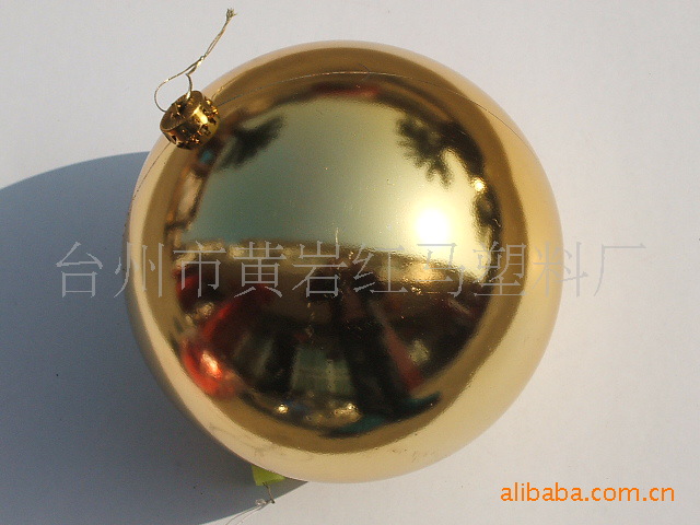 White Christmas Ball Decoration Ball Electroplated Ball Ornament Ball Ocean Ball Bright Matte New Style Recommended s White Christmas Ball Decoration Ball Electroplated Ball Ornament Ball Ocean Ball Bright Matte New Style Recommended s