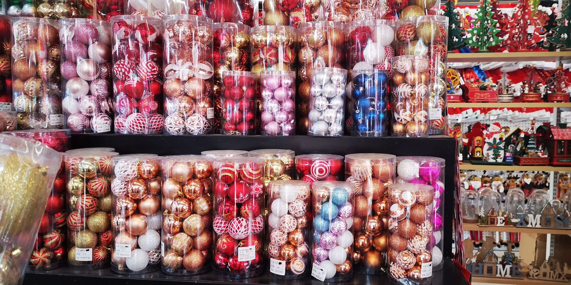 Factory Supply Plastic Barrel Bright Light Christmas Ball Christmas Decorating Ball Plastic Matte Ball Wholesale Christmas Gifts