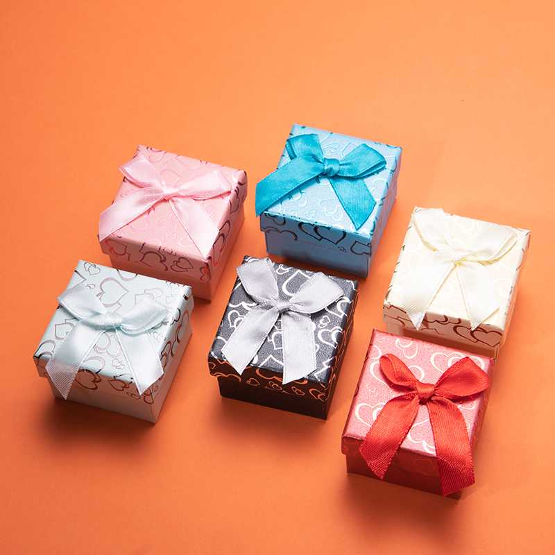 New style pearlescent care bronzing jewelry box fashion boutique ring box exquisite necklace box high-grade earrings box New style pearlescent care bronzing jewelry box fashion boutique ring box exquisite necklace box high-grade earrings box