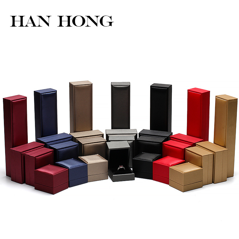 Hanhong Brushed PU Leather Jewelry Box Ring Box Pendant Necklace Box Jewelry Box Jewelry Box in Stock
