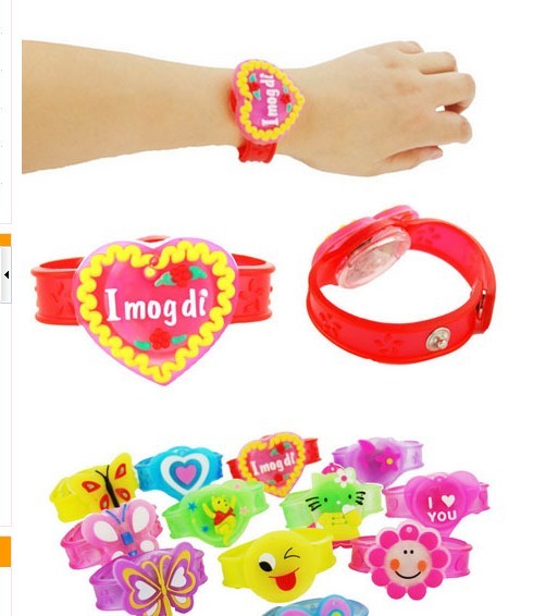 Luminous Wristband Flash Led Children's Cartoon Flexible Glue Bangle Bracelet Watch Night Market Stall Manufacturer Luminous Wristband Flash Led Children's Cartoon Flexible Glue Bangle Bracelet Watch Night Market Stall Manufacturer