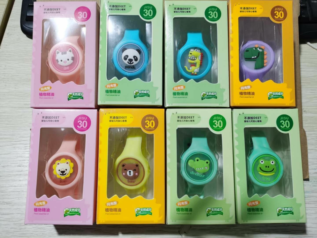 Stall Factory Luminous Mosquito Repellent Watch Cartoon Flash Anti-Ding Bracelet Pregnant Women Children Baby Outdoor Anti-Mosquito