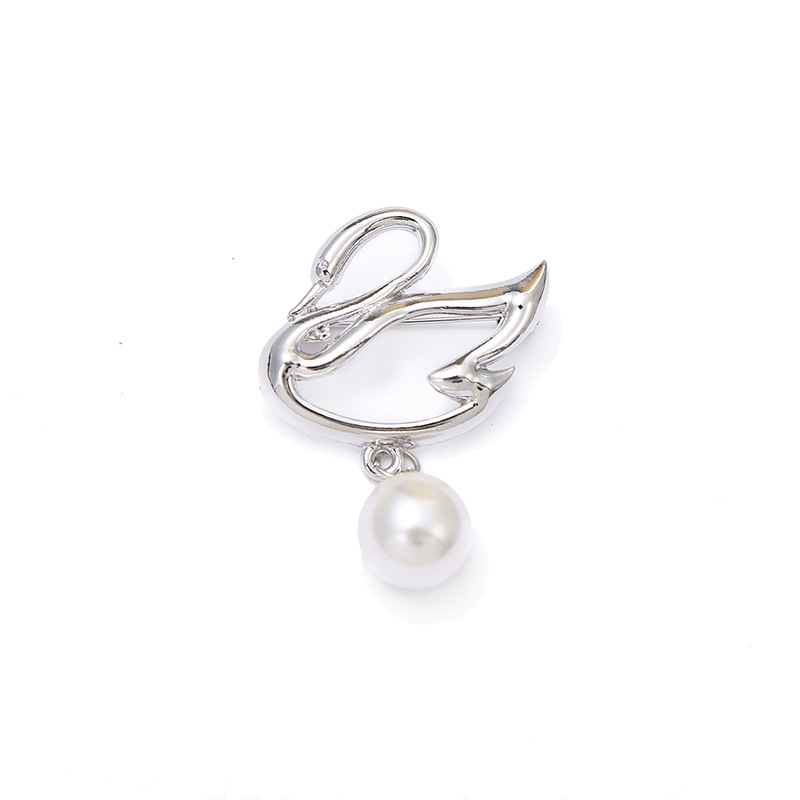 New Korean Style Metal Pearl Pendant Brooch Simple Elegant Clothes Hat Decorative Buckle Factory Wholesale New Korean Style Metal Pearl Pendant Brooch Simple Elegant Clothes Hat Decorative Buckle Factory Wholesale