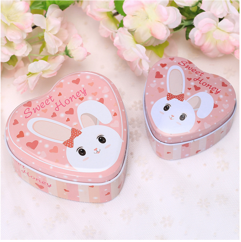 Candy box wholesale new European tinplate candy candy box personality heart candy box wedding supplies