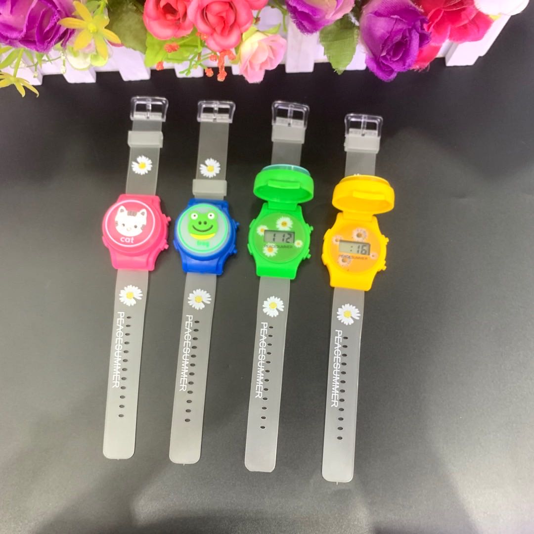 Chi Yi fashion night light drive mosquito flip electronic watch wrist decoration flip children mosquito-repellent table Chi Yi fashion night light drive mosquito flip electronic watch wrist decoration flip children mosquito-repellent table