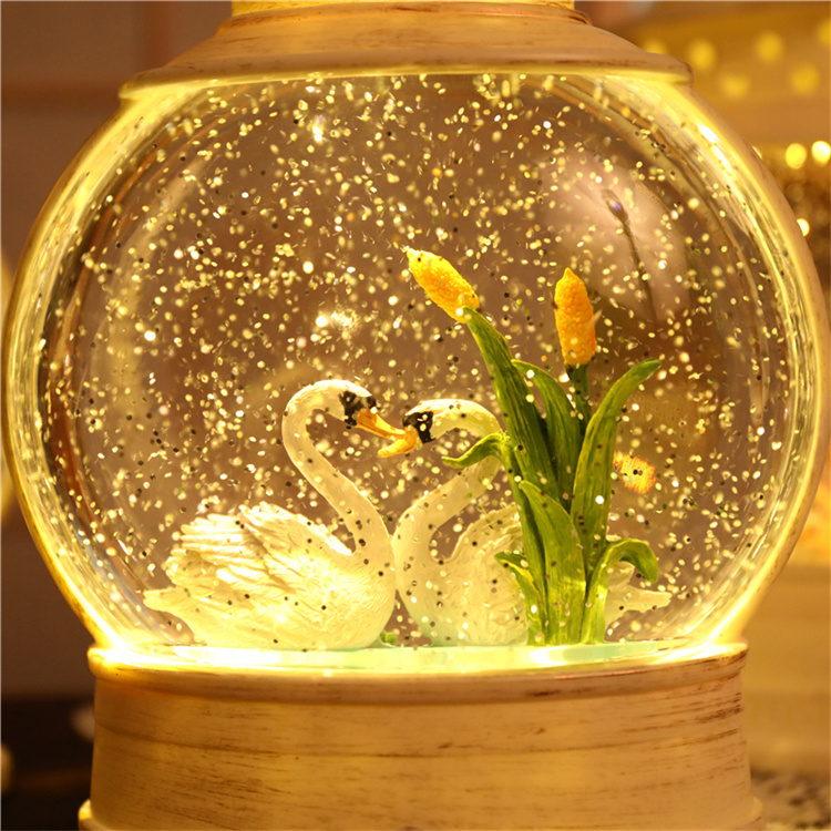 Factory customized hot sale white base resin swan Valentine&#039;