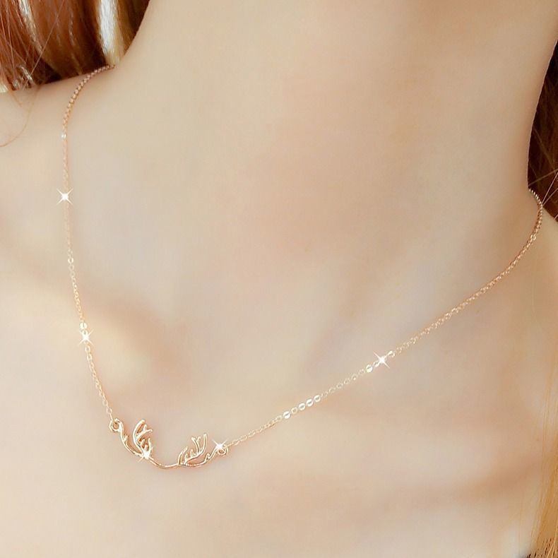 Rose Gold Swan Japanese and Korean Simplicity and Personality Necklace Female Fashion Net Red Temperament Clavicle Chain Diamond Sexy Pendant Necklace