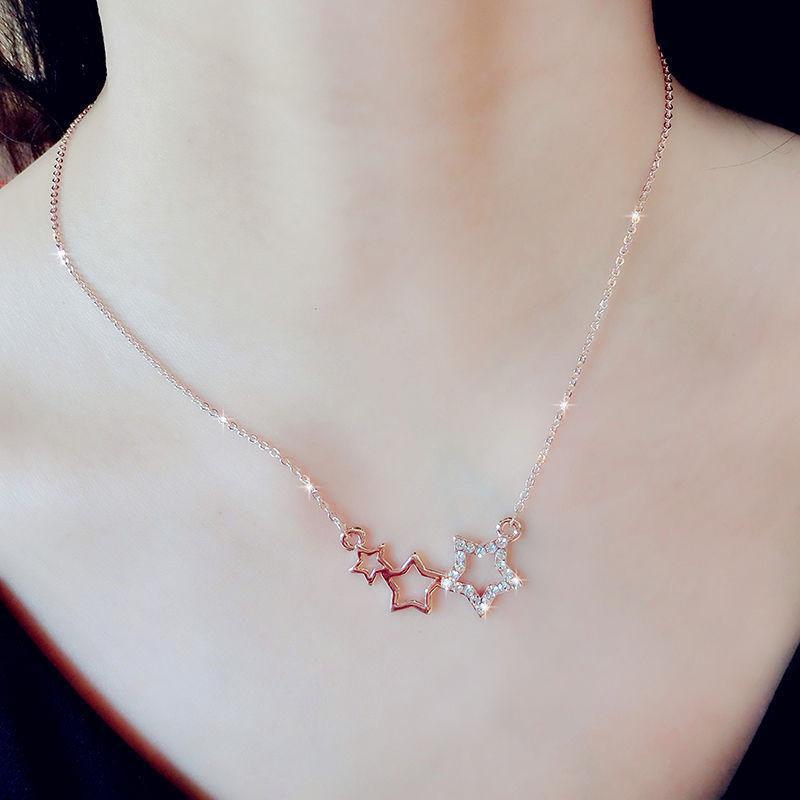 Rose Gold Swan Japanese and Korean Simplicity and Personality Necklace Female Fashion Net Red Temperament Clavicle Chain Diamond Sexy Pendant Necklace Rose Gold Swan Japanese and Korean Simplicity and Personality Necklace Female Fashion Net Red Temperament Clavicle Chain Diamond Sexy Pendant Necklace