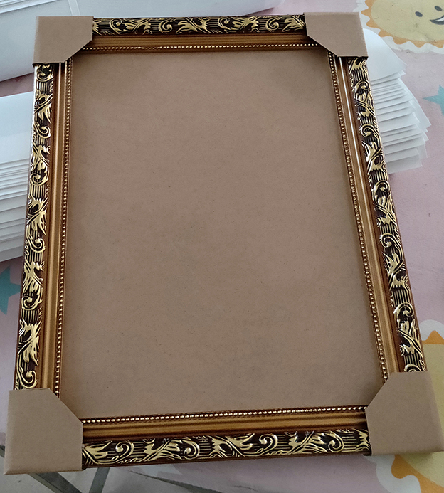 Factory Direct Sales Customized All Kinds of Photo Frame Wholesale Decorative Painting Frame Painting