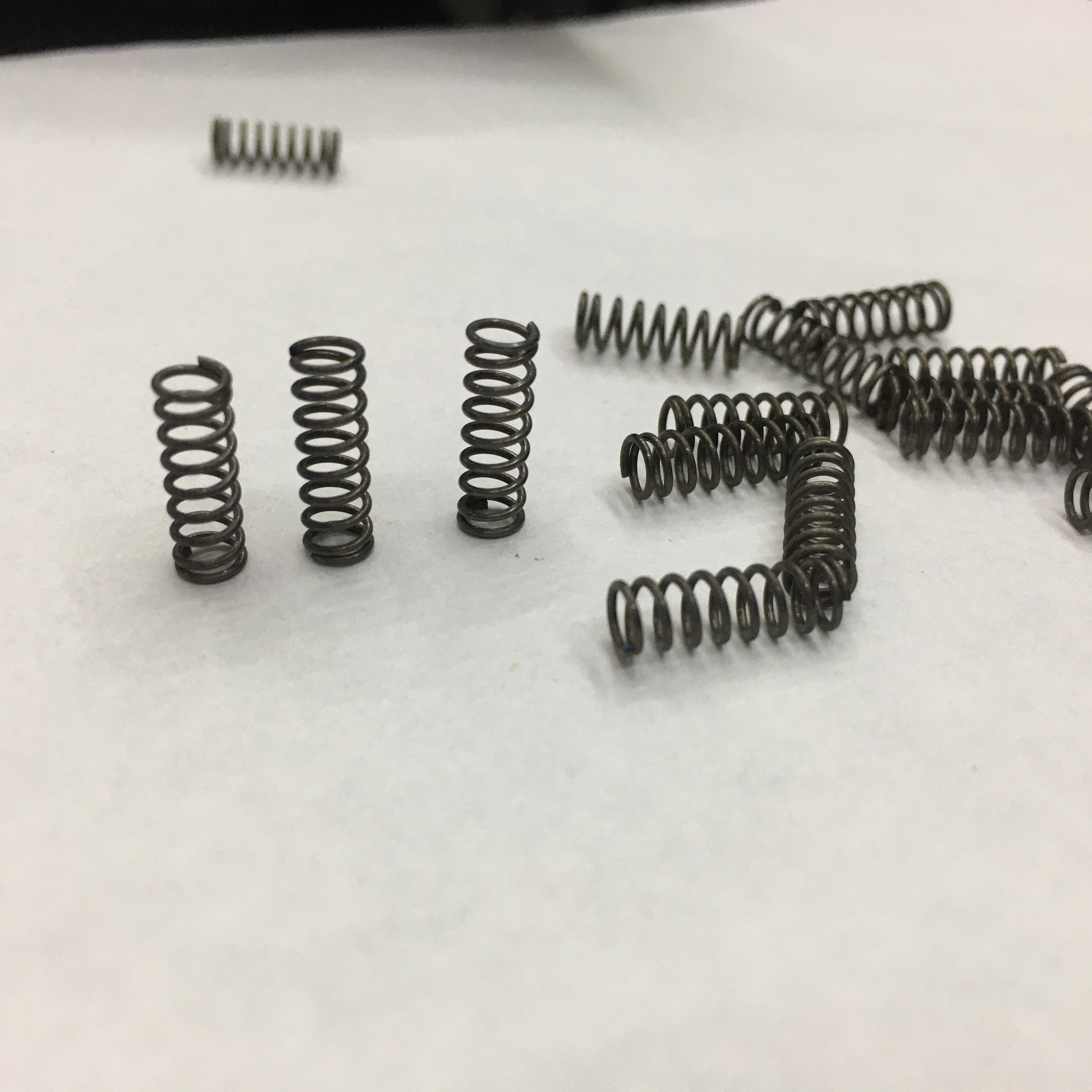 Self-Produced and Self-Sold Helmet Spring Compression Spring Straight Spring Helmet Accessories Spring Spot Supply Self-Produced and Self-Sold Helmet Spring Compression Spring Straight Spring Helmet Accessories Spring Spot Supply
