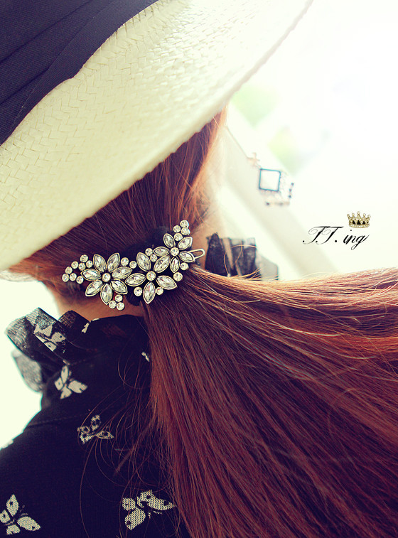 Weiweixiu Vintage Flowers Rhinestone Multi-Purpose Hairpin Side Clip Top Clip Hair Accessories Headdress