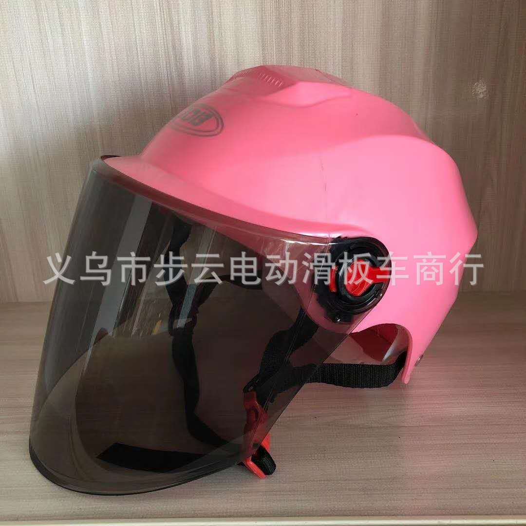 Wholesale Supply Unisex Four Seasons Universal Electric Car Motorcycle Helmet Bicycle Helmet Motorcycle Helmet