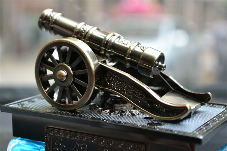 Car Perfume Bronze Gun Dashboard Perfume Seating Decoration Classic Cologne Ocean Fragrance Gift Aromatherapy