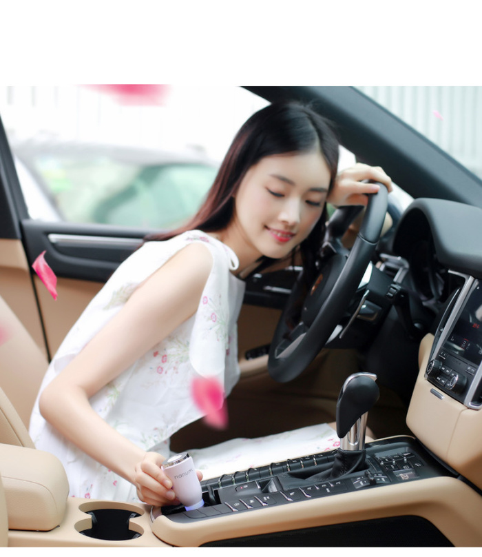 Aromatherapy air freshener creative car auto accessories car charger air purification essential oil spread incense Aromatherapy air freshener creative car auto accessories car charger air purification essential oil spread incense