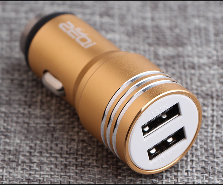 Zeki car charger dual USB car charger mobile phone charger safety hammer car charger wholesale