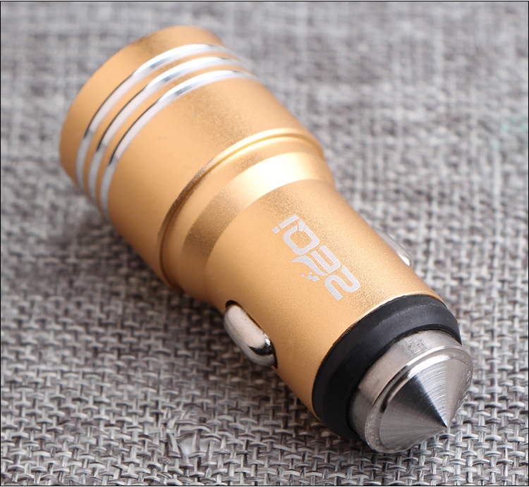 Zeki car charger dual USB car charger mobile phone charger safety hammer car charger wholesale