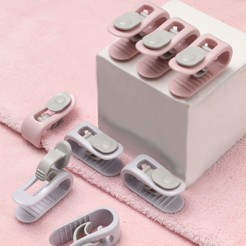 Quilt Holder Anti-Run Needle-Free Safety Invisible Quilt Buckle Sheet Quilt Coverlet Duvet Cover Buckle Non-Slip Clip