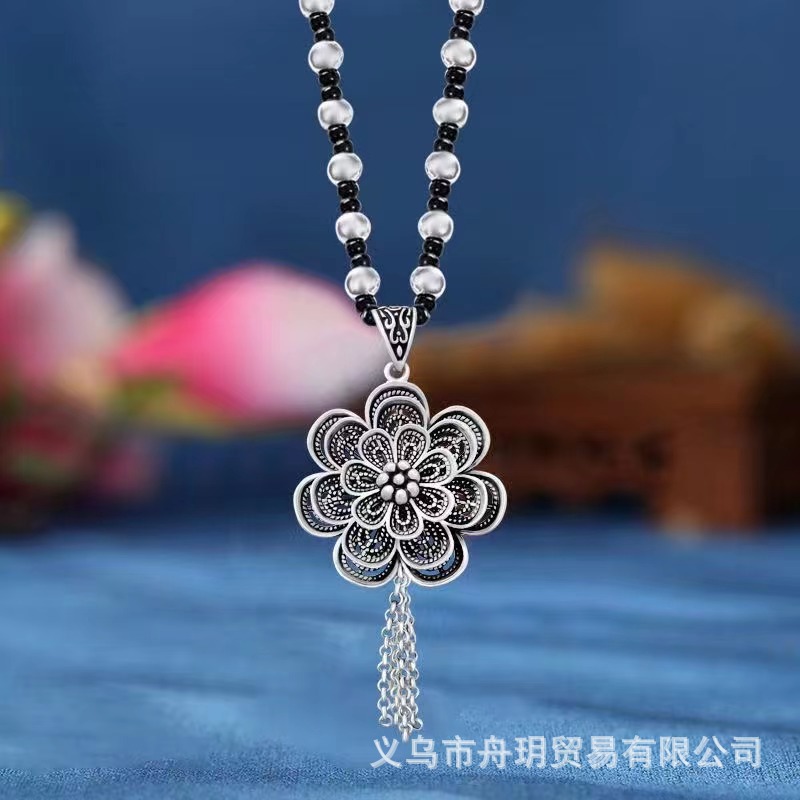 Retro Imitation Tibetan Silver Long Sweater Chain Safety Buckle Pendant Square Fortune Necklace for Women with Clothes Accessories Pendant