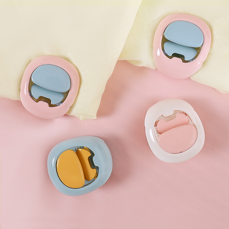 Needle-Free Quilt Holder Safety Bed Sheet Anti-Skid Buckle Soft Glue Bed Sheet Attaching Clamps Plastic Clip Bed Sheet Fixed Clip