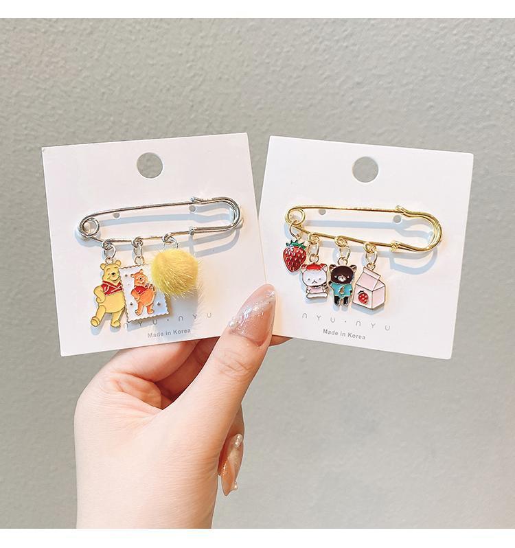 Cute Japanese Style Brooch Ins Trendy Anti-Unwanted-Exposure Buckle Personality Safety Pin Fixed Clothes Cartoon Pin Bag Accessories for Women Cute Japanese Style Brooch Ins Trendy Anti-Unwanted-Exposure Buckle Personality Safety Pin Fixed Clothes Cartoon Pin Bag Accessories for Women