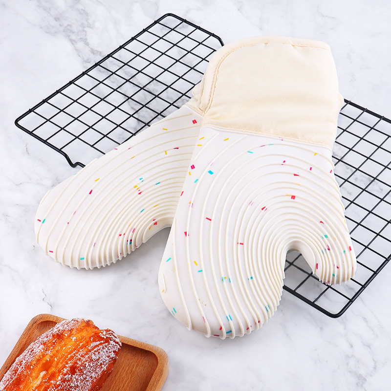 Edible Silicon Small Scraper Oil Brush Butter Knife Barbecue Silicone Brush Integrated Small Size Baking Tool Edible Silicon Small Scraper Oil Brush Butter Knife Barbecue Silicone Brush Integrated Small Size Baking Tool