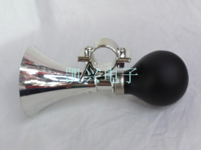 Biking Mountain bike cycling equipment plastic horns accessories for a child to ride a bike a toy car air horn