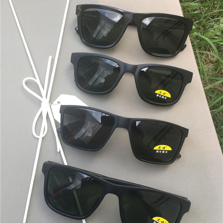Full frame sports sunglasses driving polarized sunglasses for men sun shade uv protection