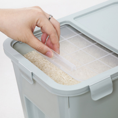 Rice Pot Sealed Buckle Multifunctional Storage Box Kitchen Pulley Rice Bucket