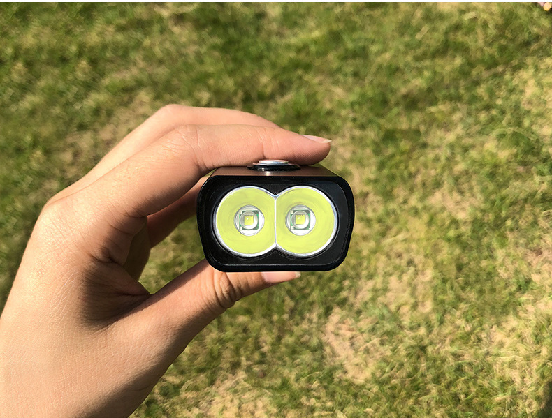 Light Bx2 Mountain Bike Light T6 Flashlight Night Riding Super Bright Headlights Rechargeable Glare Riding Equipment Light Bx2 Mountain Bike Light T6 Flashlight Night Riding Super Bright Headlights Rechargeable Glare Riding Equipment