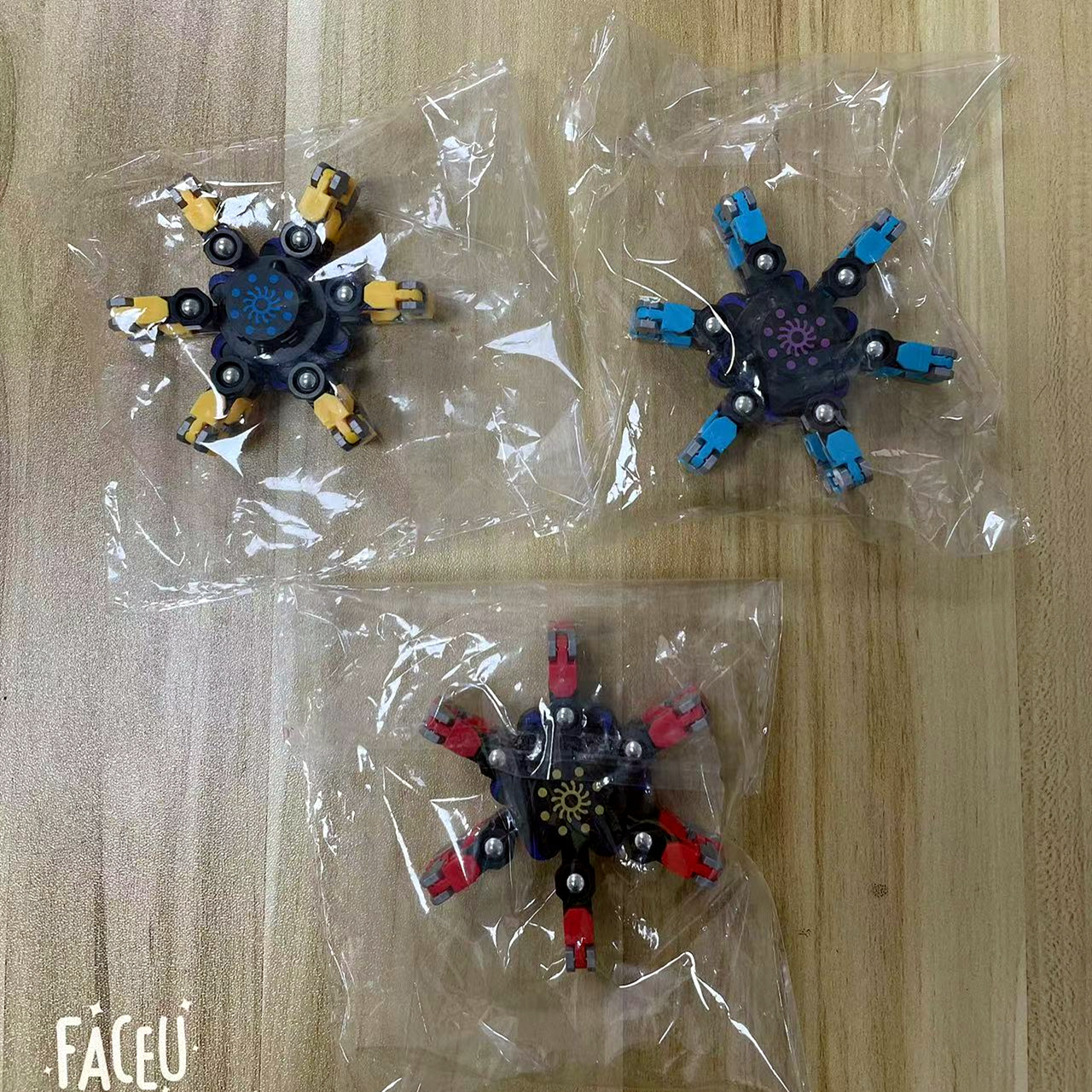 Fingertip gyro  Fingertip Mechanical Gyro Decompression Chain Deformation Robot Bearing Gyro Toy Deformation Chain
