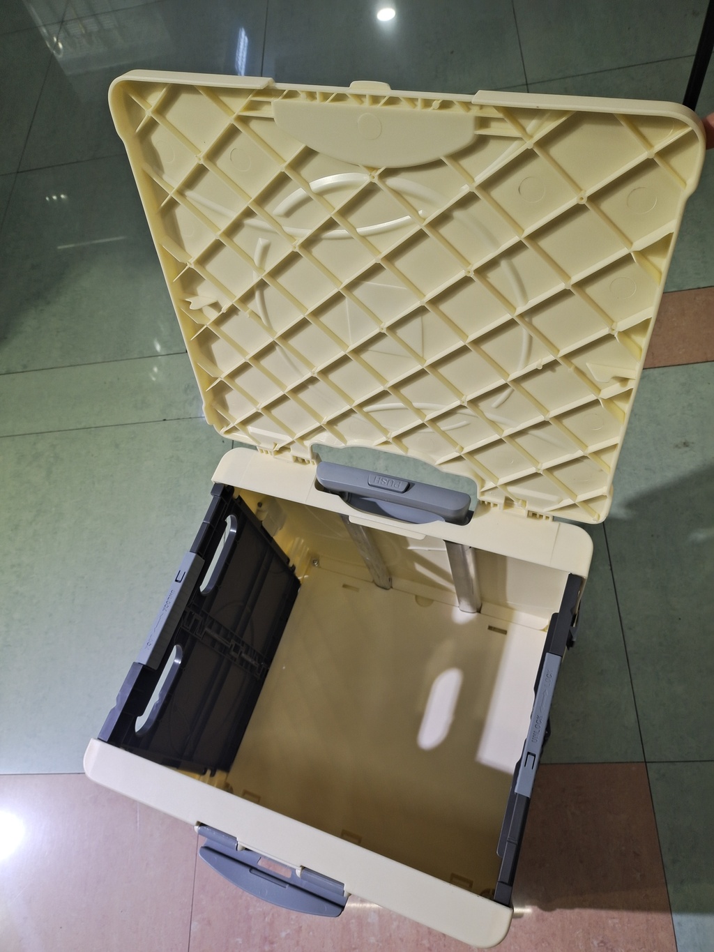 Factory Folding Shopping Cart Lightweight Storage Box Pet Basket Portable Universal Wheel Trolley Shopping Cart Wiith Cover Integrated Factory Folding Shopping Cart Lightweight Storage Box Pet Basket Portable Universal Wheel Trolley Shopping Cart Wiith Cover Integrated