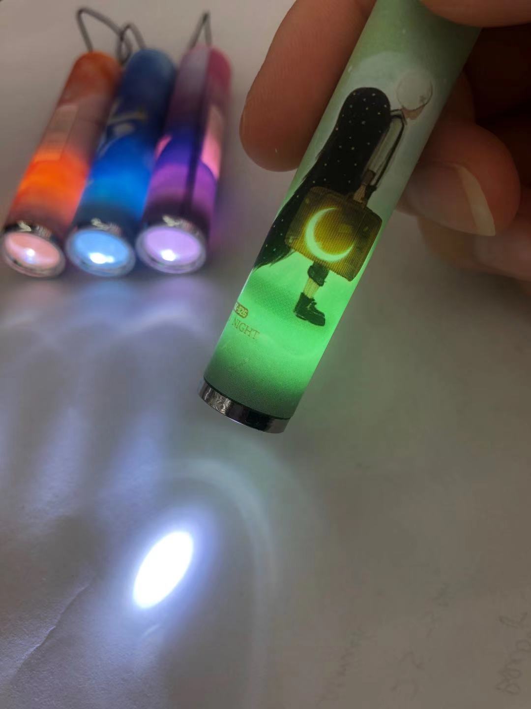 Cross-Border New Mini Electronic Pull Switch Lamp Strong Light Student Small Miniature Portable Portable Pocket Small Flashlight Cross-Border New Mini Electronic Pull Switch Lamp Strong Light Student Small Miniature Portable Portable Pocket Small Flashlight