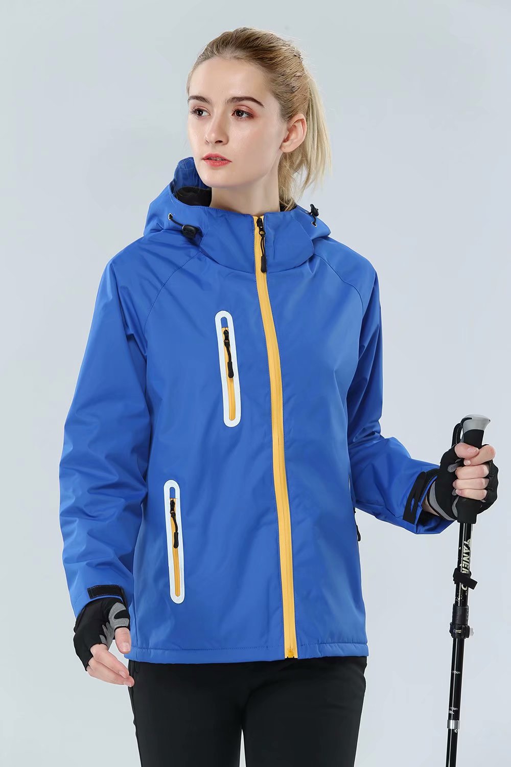 Shell Jacket 2-Piece Three-in-One Outdoor Mountaineering Clothing Fleece-Lined Warm Sports Jacket Windproof Waterproof Ski Suit Shell Jacket 2-Piece Three-in-One Outdoor Mountaineering Clothing Fleece-Lined Warm Sports Jacket Windproof Waterproof Ski Suit