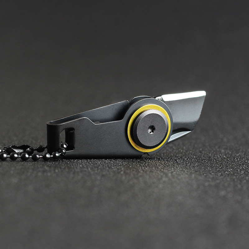 Foreign Trade Supply Mini Zipper Knife Outdoor Carry Survival EDC Gadget Keychain Pendant Folding Knife
