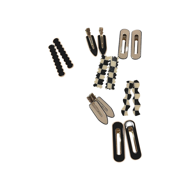 Korean Style Black and White Chessboard Plaid Barrettes Ins Girl Cute Vintage Acrylic Bangs Broken Hair Duckbill Side Clip Hair Accessories