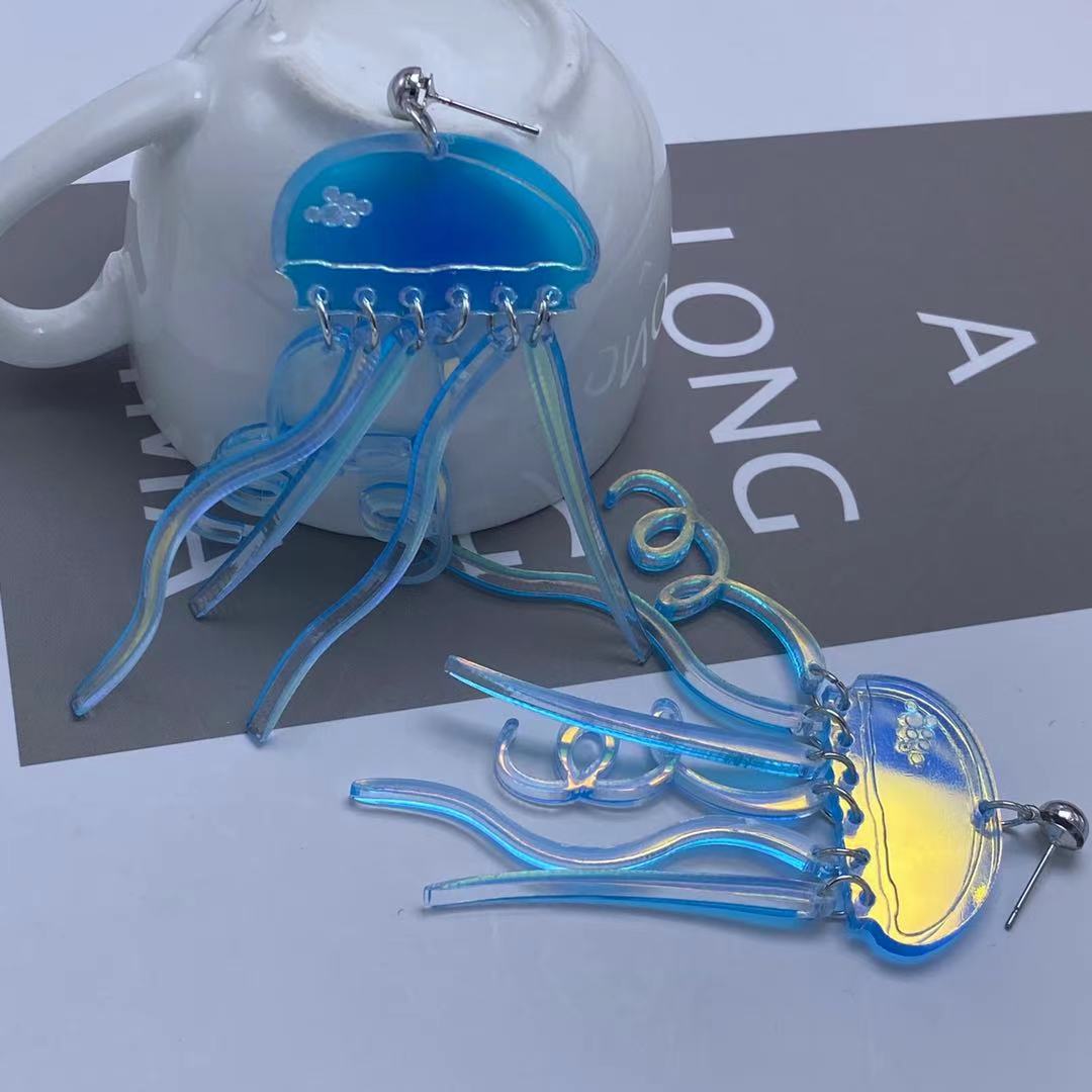 Colorful Plate Laser Super Flash Color Reflective Jellyfish Long Tassel Exaggerated Elegant Style Acrylic Earrings 2021