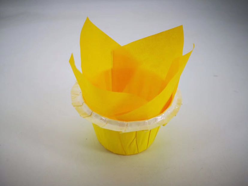 Cake Cup, Machine Production Cup Roll Mouth Cup Gold and Silver Paper Cup Aluminum Foil Cake Cup Cake Cup Paper Cups Cake Stand Flame Cup Tulip